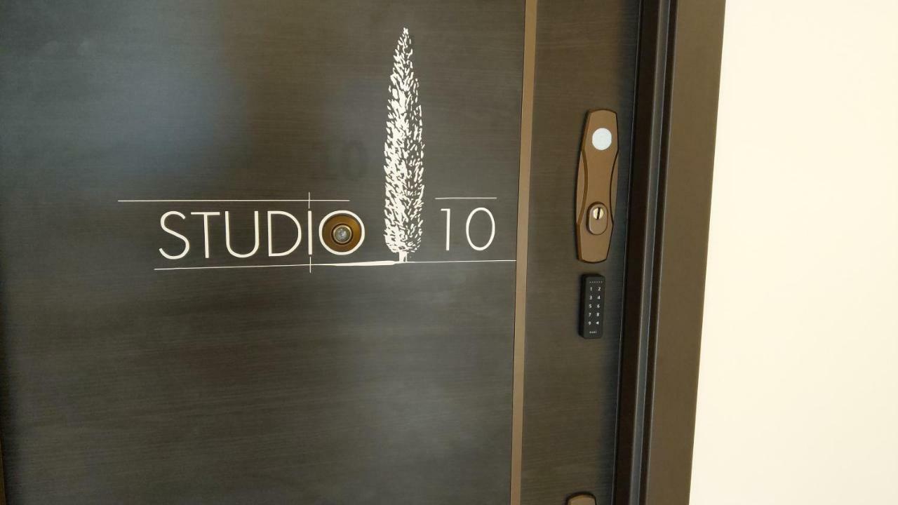 Studio 10 Buşteni Exterior foto